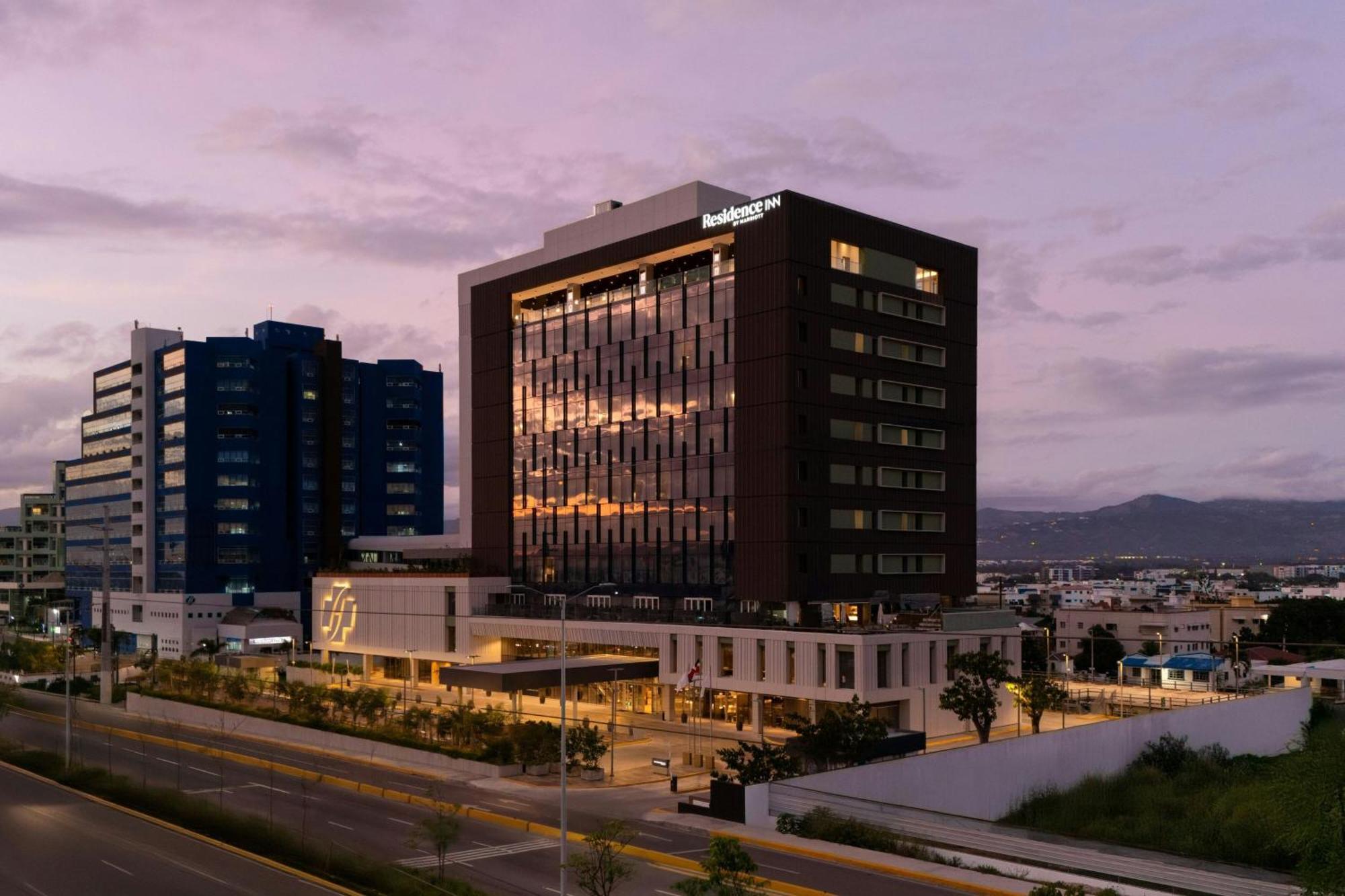 Residence Inn By Marriott Santiago De Los Caballeros Kültér fotó